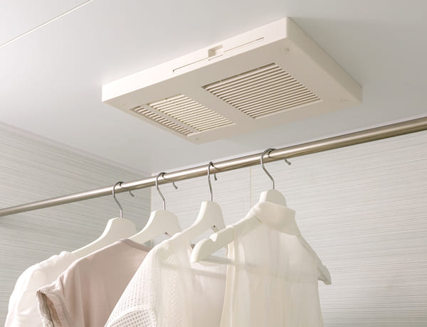 浴室の暖房乾燥機の設置